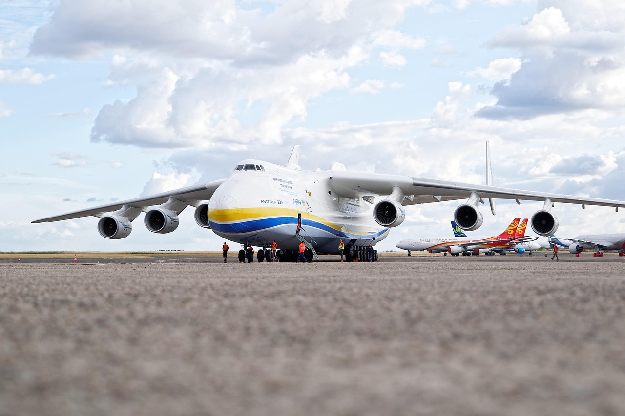 plane-6847548_1280